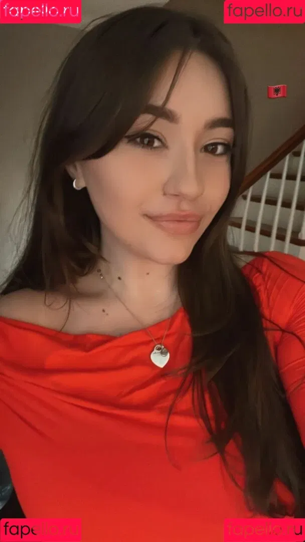 Bananabrea / bananabreaa Onlyfans Photo Gallery 