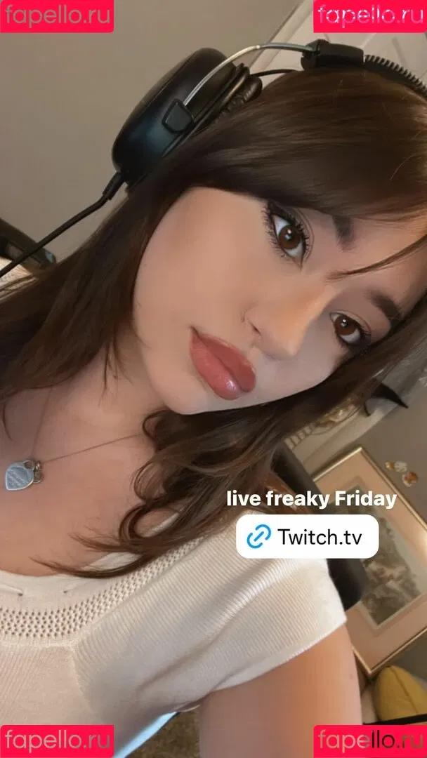Bananabrea / bananabreaa Onlyfans Photo Gallery 