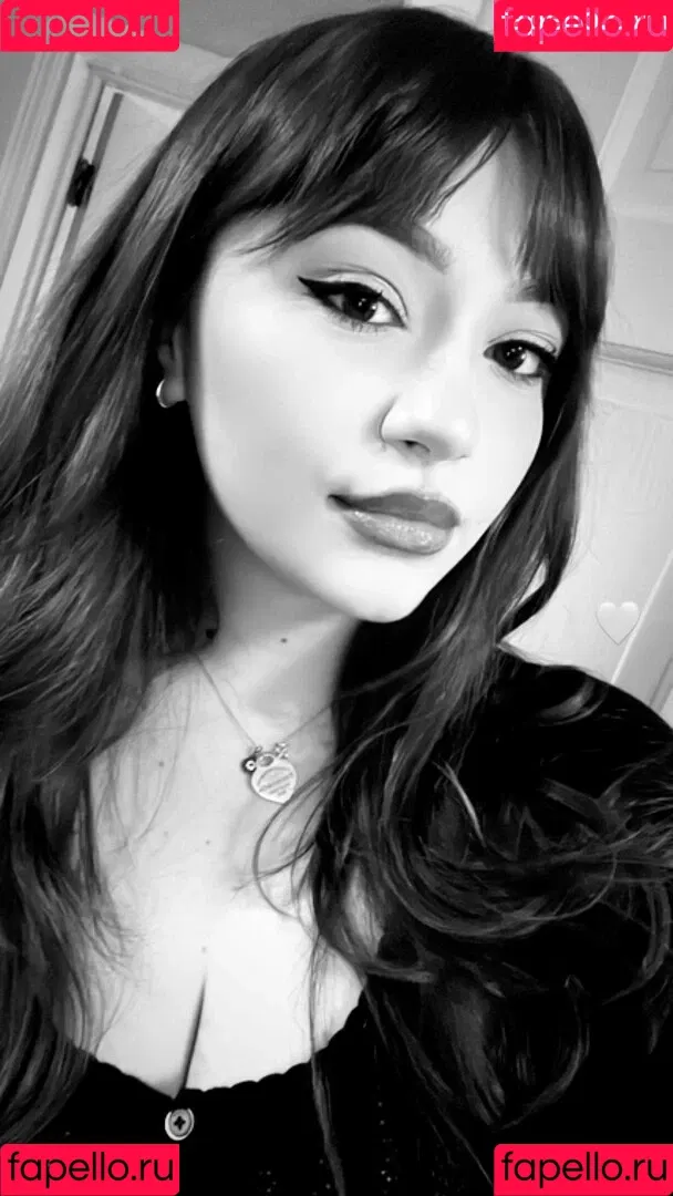 Bananabrea / bananabreaa Onlyfans Photo Gallery 