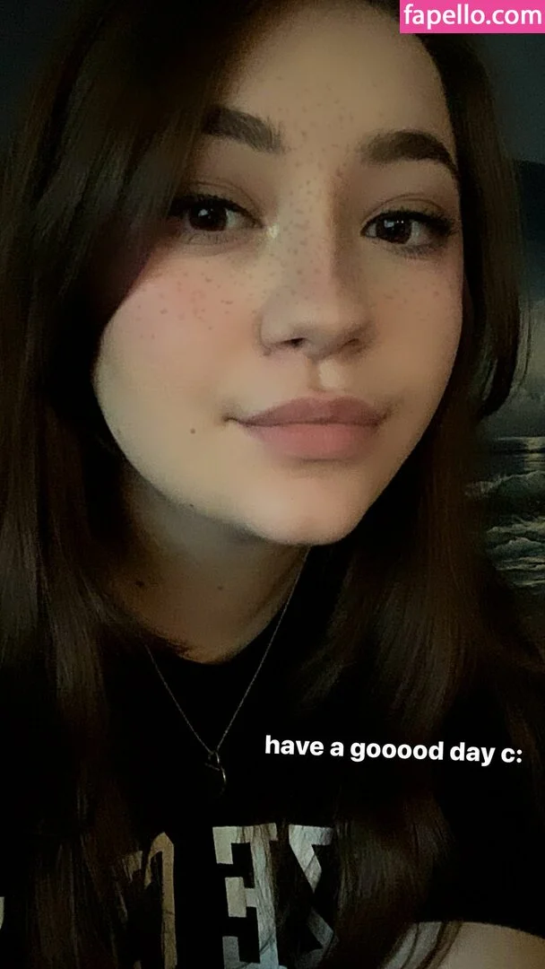 Bananabrea / bananabreaa Onlyfans Photo Gallery 