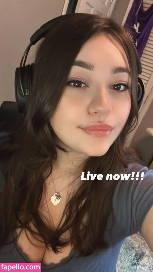 Bananabrea / bananabreaa Onlyfans Photo Gallery 