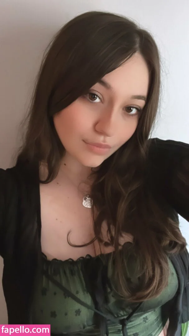 Bananabrea / bananabreaa Onlyfans Photo Gallery 