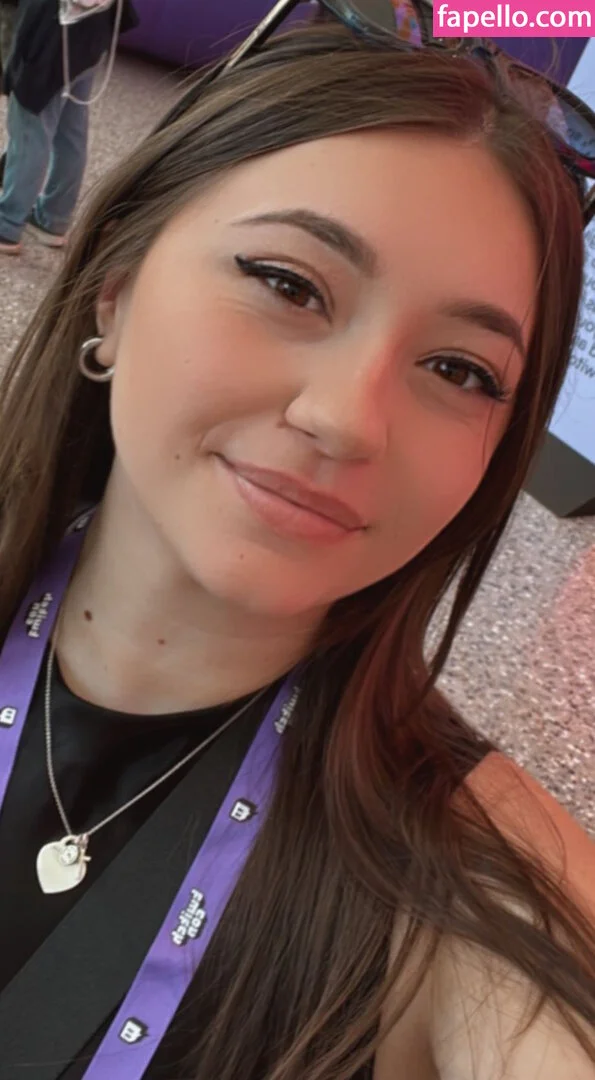 Bananabrea / bananabreaa Onlyfans Photo Gallery 