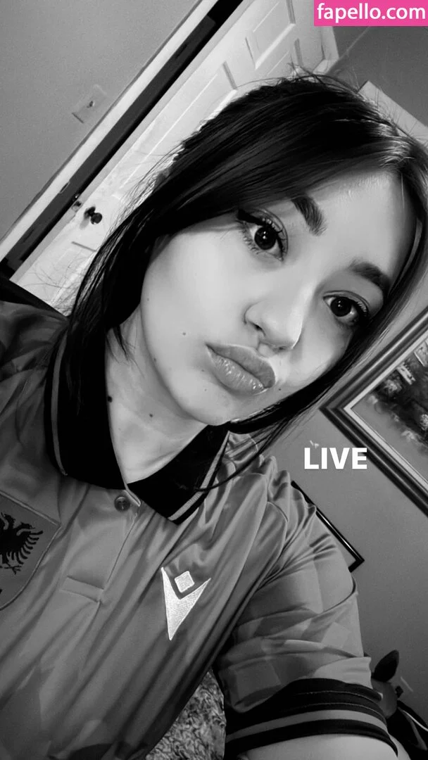 Bananabrea / bananabreaa Onlyfans Photo Gallery 