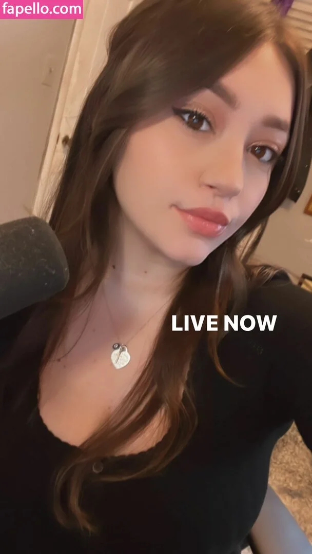 Bananabrea / bananabreaa Onlyfans Photo Gallery 