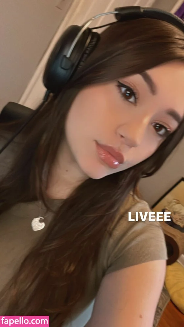 Bananabrea / bananabreaa Onlyfans Photo Gallery 