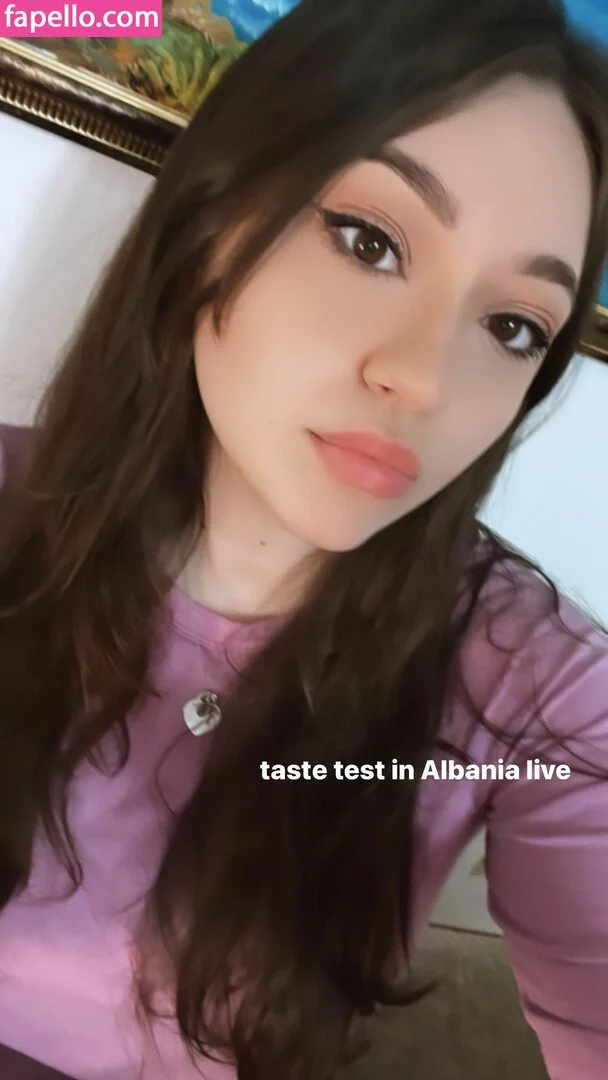 Bananabrea / bananabreaa Onlyfans Photo Gallery 