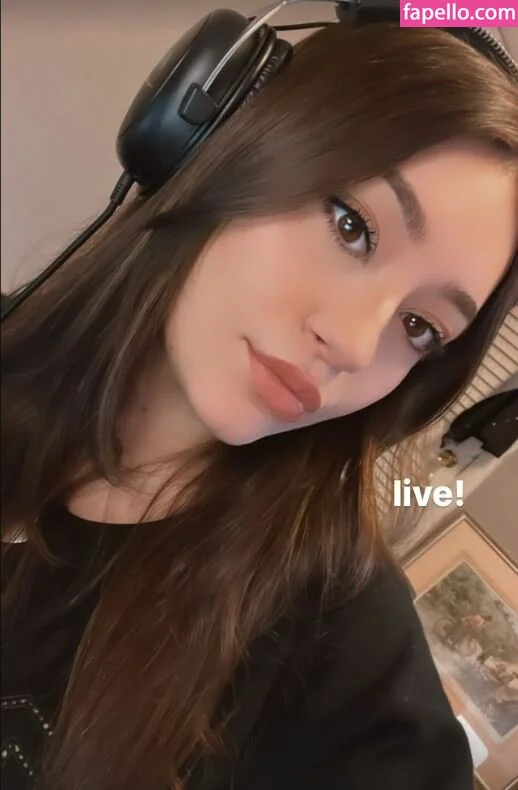 Bananabrea / bananabreaa Onlyfans Photo Gallery 