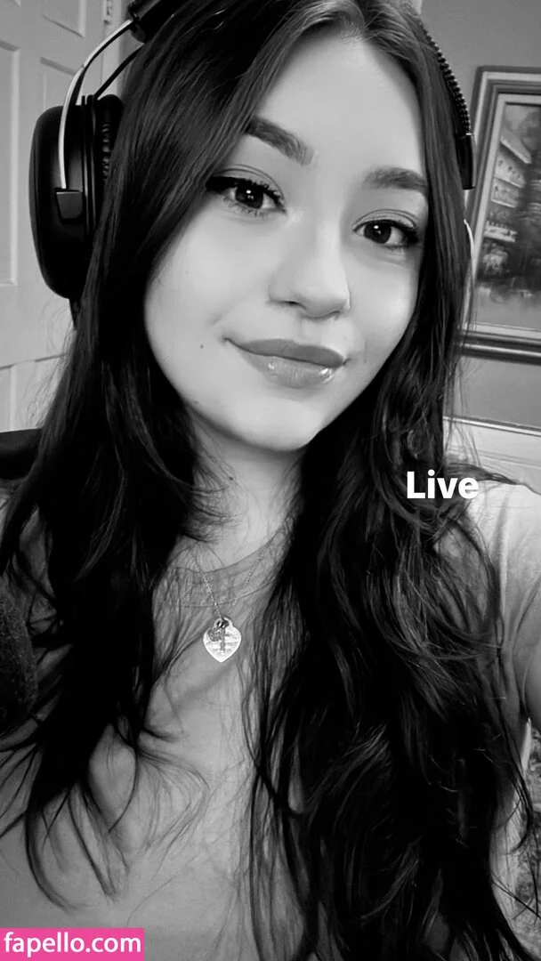 Bananabrea / bananabreaa Onlyfans Photo Gallery 