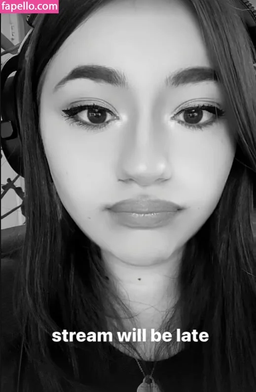 Bananabrea / bananabreaa Onlyfans Photo Gallery 