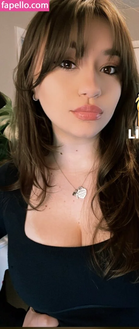 Bananabrea / bananabreaa Onlyfans Photo Gallery 