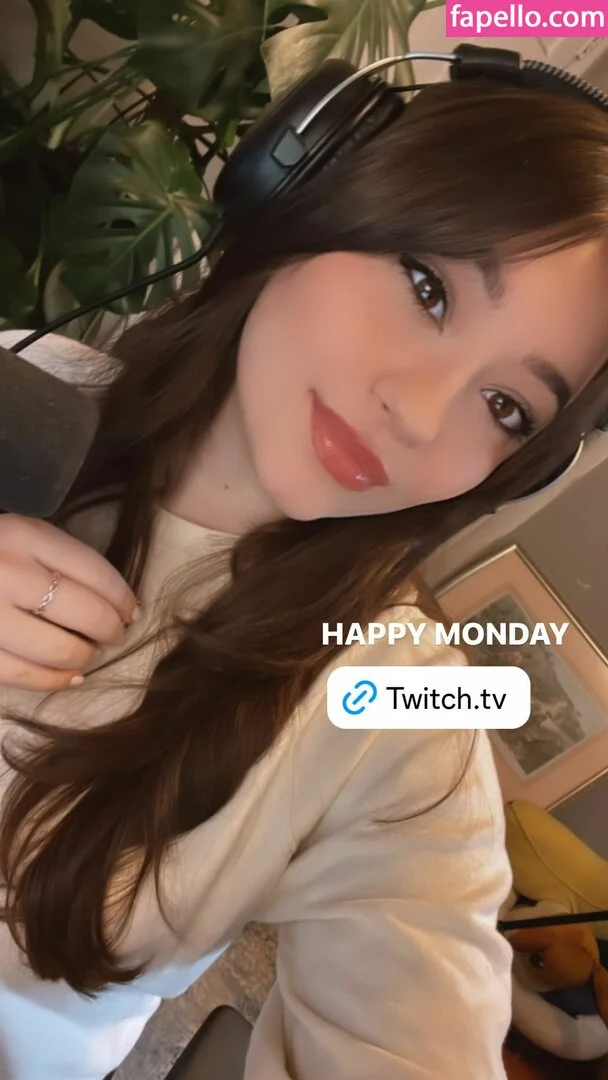 Bananabrea / bananabreaa Onlyfans Photo Gallery 