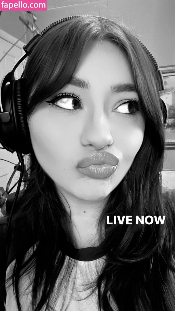 Bananabrea / bananabreaa Onlyfans Photo Gallery 