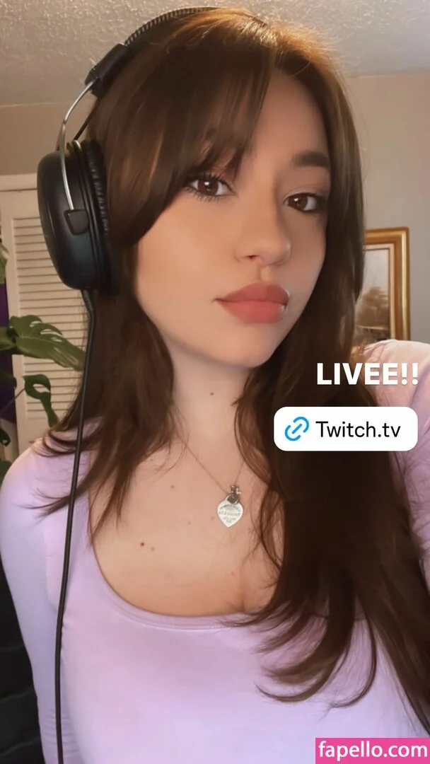 Bananabrea / bananabreaa Onlyfans Photo Gallery 