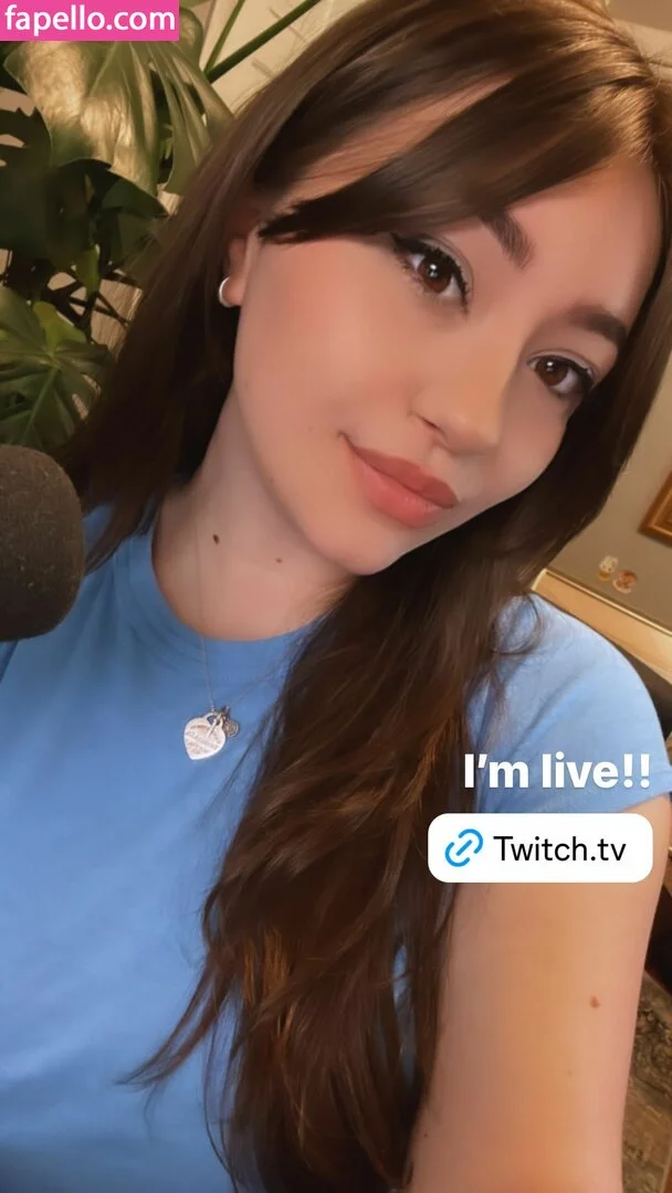 Bananabrea / bananabreaa Onlyfans Photo Gallery 