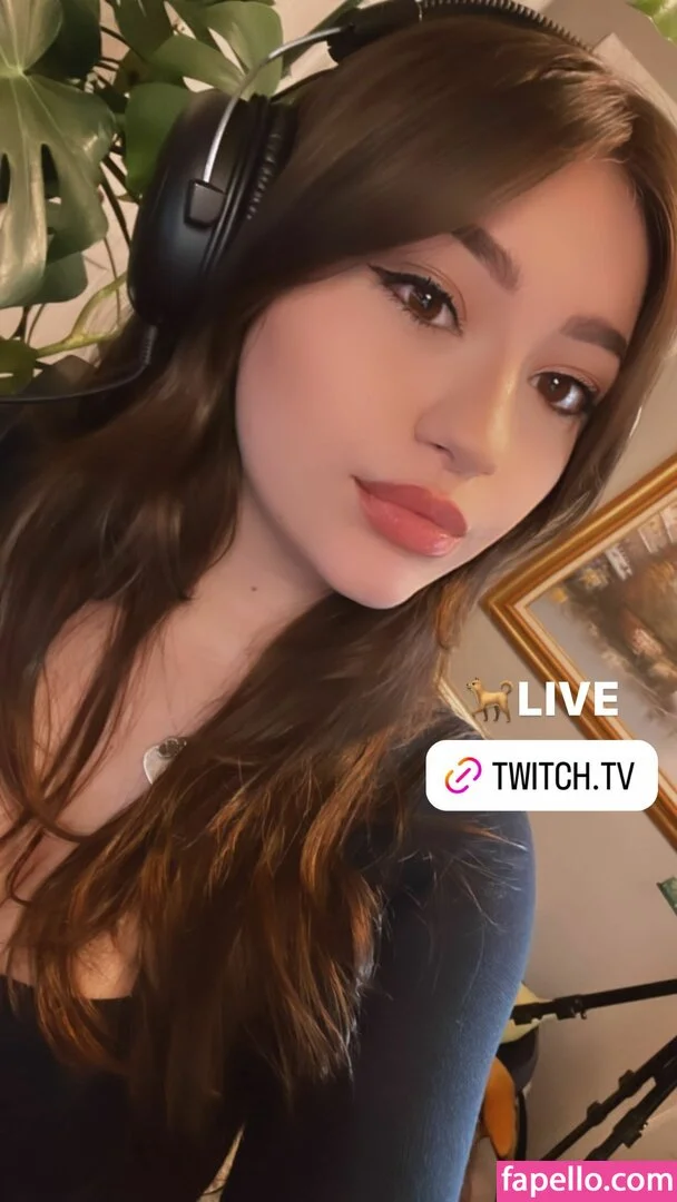 Bananabrea / bananabreaa Onlyfans Photo Gallery 