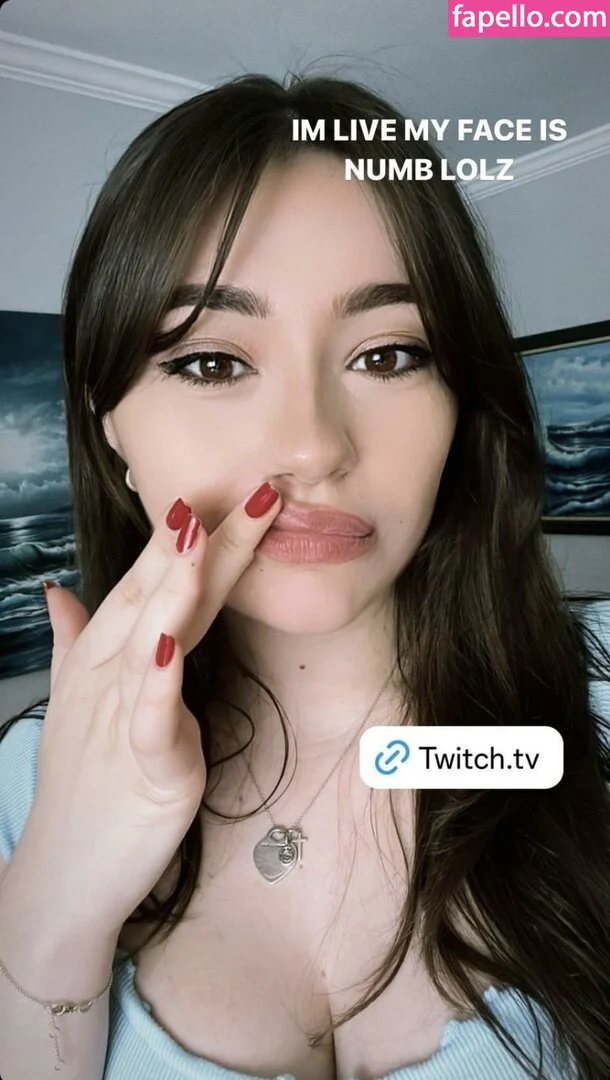 Bananabrea / bananabreaa Onlyfans Photo Gallery 