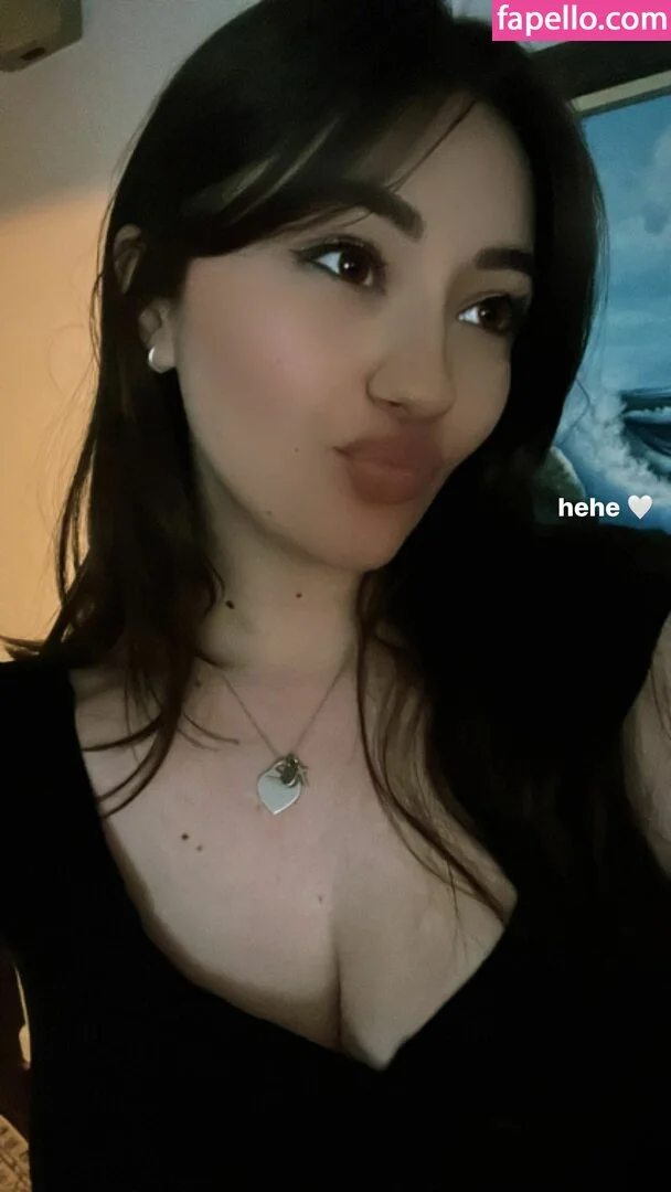 Bananabrea / bananabreaa Onlyfans Photo Gallery 