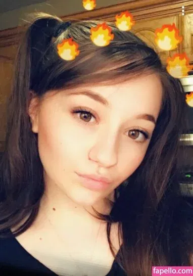 Bananabrea / bananabreaa Onlyfans Photo Gallery 