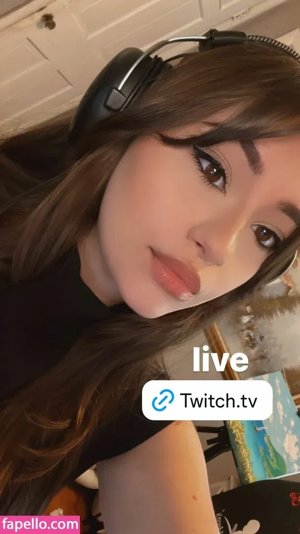 Bananabrea / bananabreaa Onlyfans Photo Gallery 