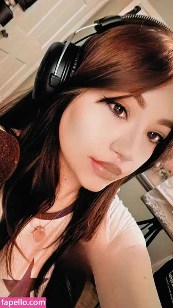 Bananabrea / bananabreaa Onlyfans Photo Gallery 