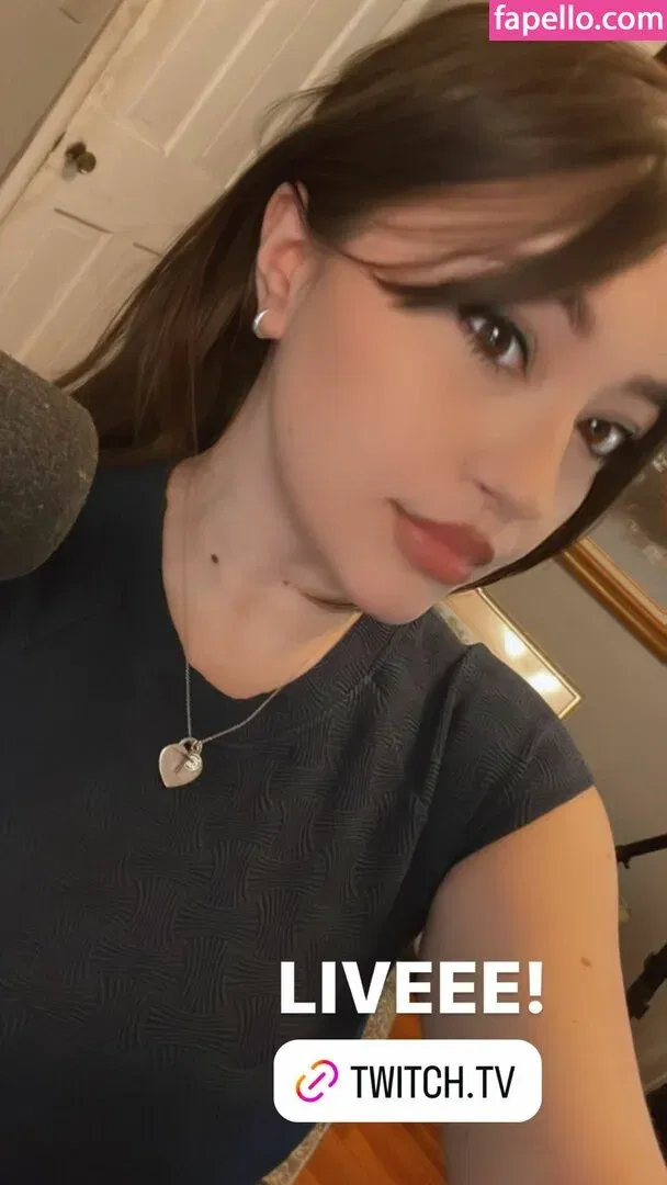 Bananabrea / bananabreaa Onlyfans Photo Gallery 