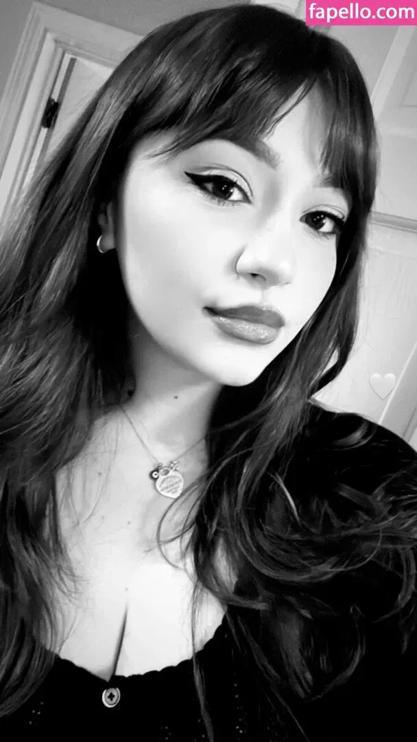 Bananabrea / bananabreaa Onlyfans Photo Gallery 