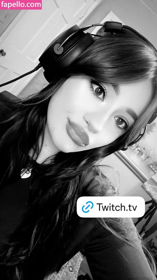 Bananabrea / bananabreaa Onlyfans Photo Gallery 