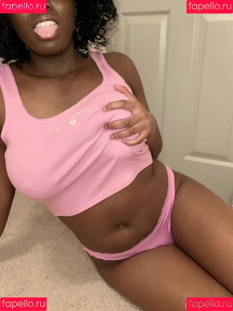 nikkynyx / nikkynyxx Onlyfans Photo Gallery 