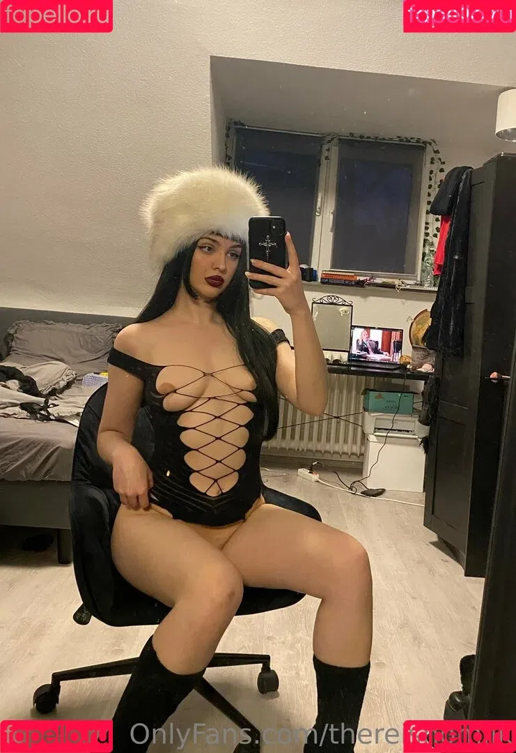 Thereisnomilk / thereisnomilk1 / thereisnomilkfeetandmore Onlyfans Photo Gallery 