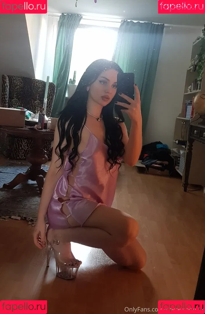 Thereisnomilk / thereisnomilk1 / thereisnomilkfeetandmore Onlyfans Photo Gallery 