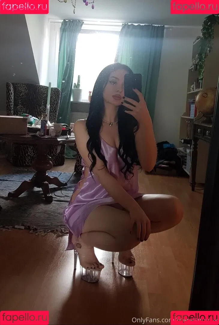 Thereisnomilk / thereisnomilk1 / thereisnomilkfeetandmore Onlyfans Photo Gallery 