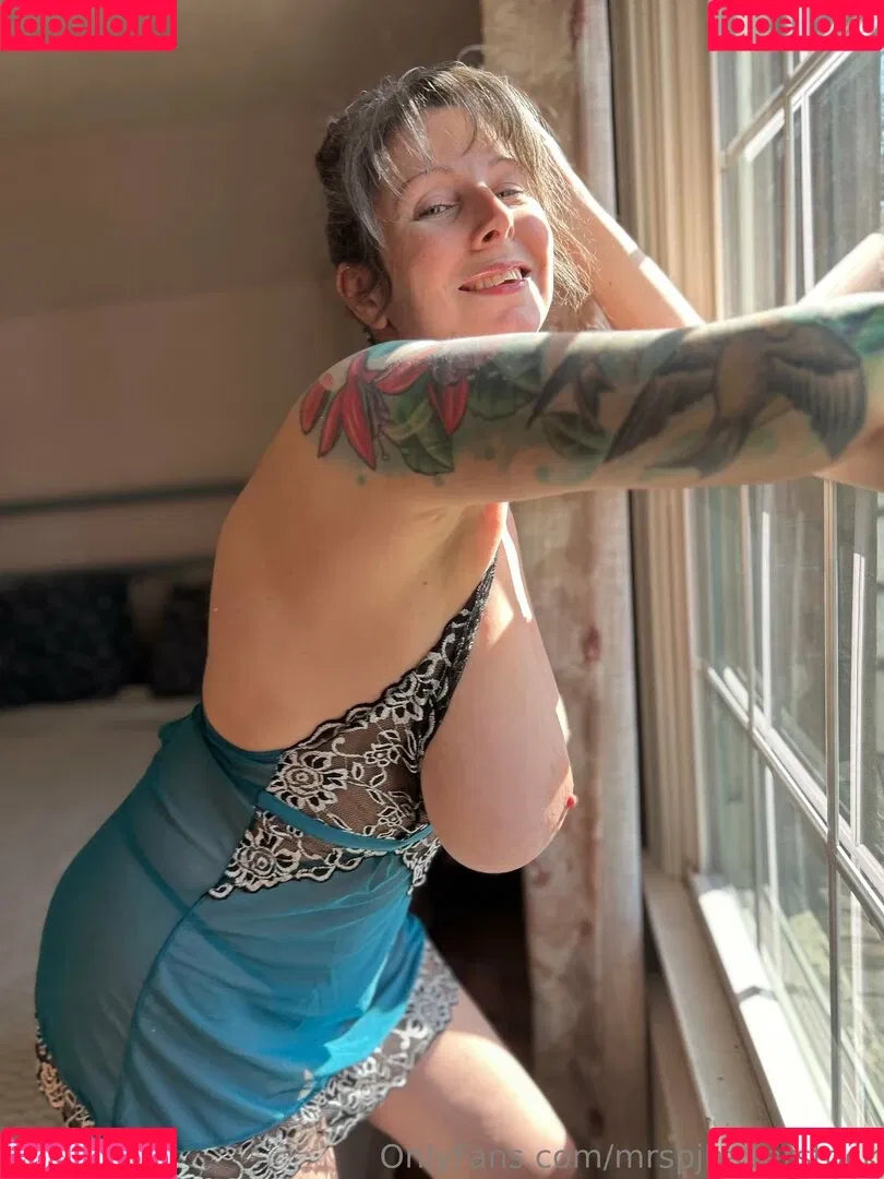 Mrs PJHaverstock / mrspjhaverstock / mrspjhaverstock3 Onlyfans Photo Gallery 