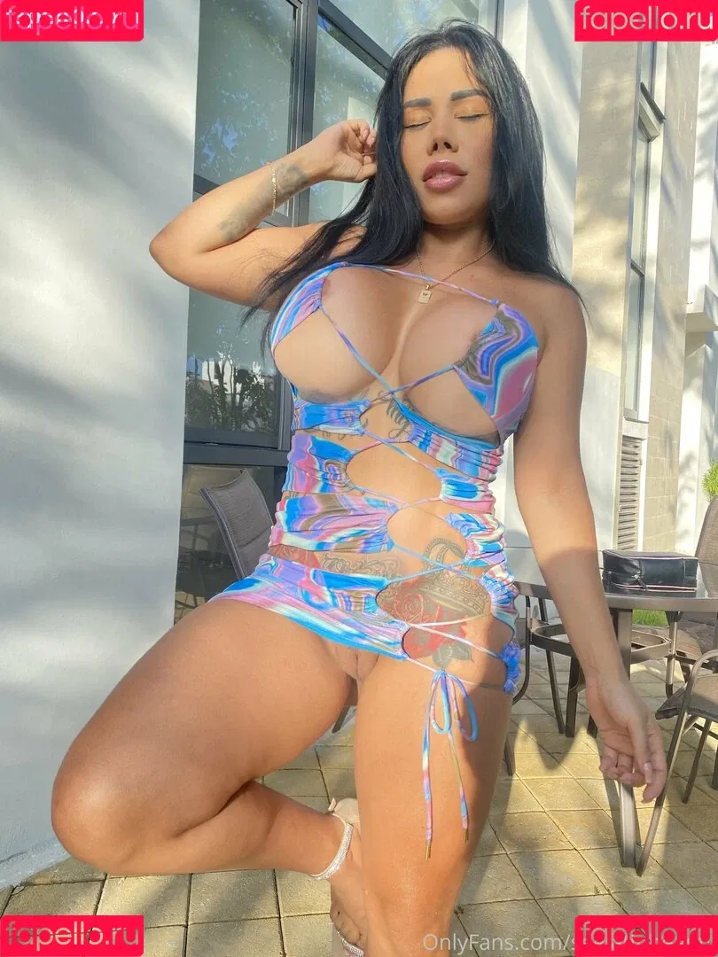 Janeth / latinabeautty / seelatinbeauty Onlyfans Photo Gallery 