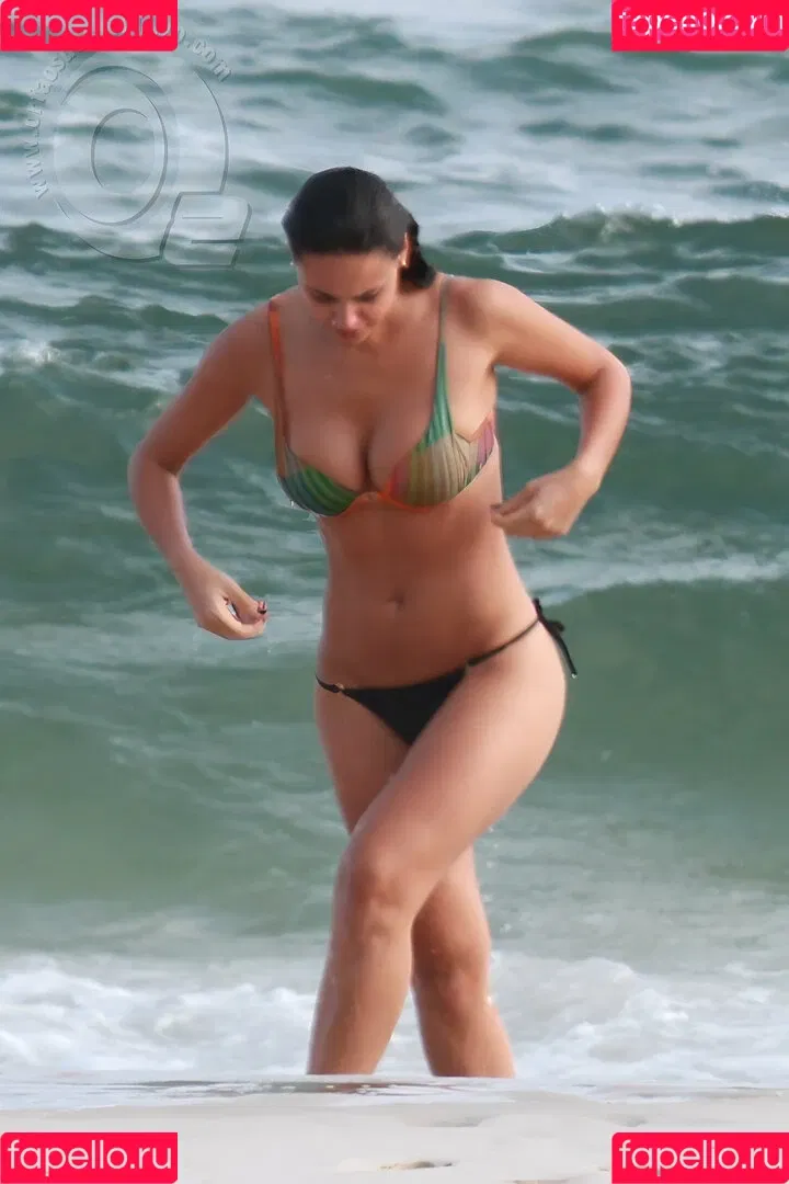 Debora Nascimento / Débora Nascimento / debranascimento Onlyfans Photo Gallery 