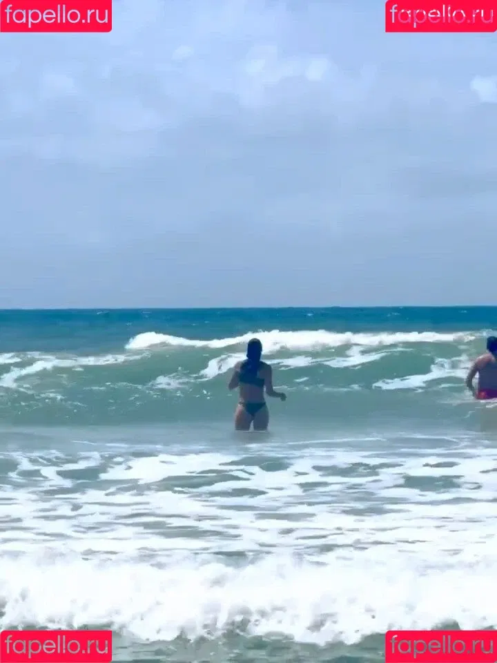 Debora Nascimento / Débora Nascimento / debranascimento Onlyfans Photo Gallery 