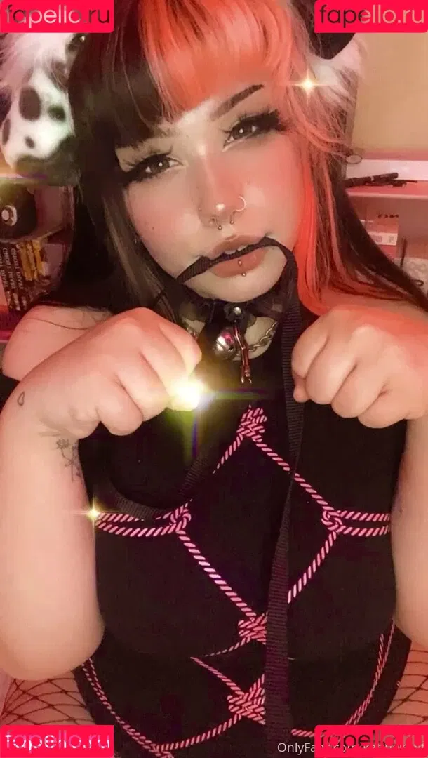 KatTheKunt / katthemilfykunt Onlyfans Photo Gallery 