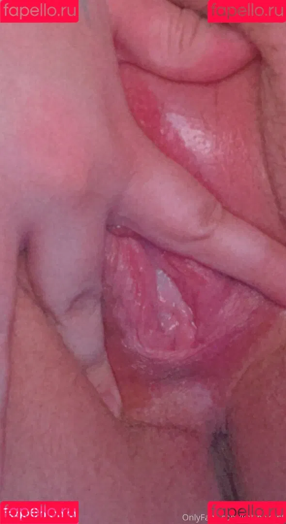 KatTheKunt / katthemilfykunt Onlyfans Photo Gallery 
