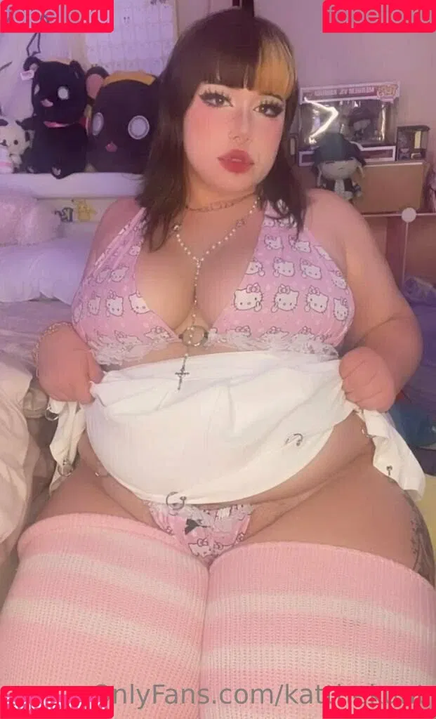 KatTheKunt / katthemilfykunt Onlyfans Photo Gallery 