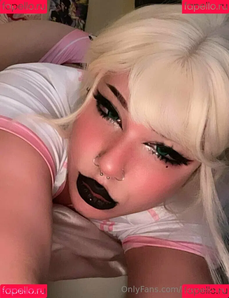 KatTheKunt / katthemilfykunt Onlyfans Photo Gallery 