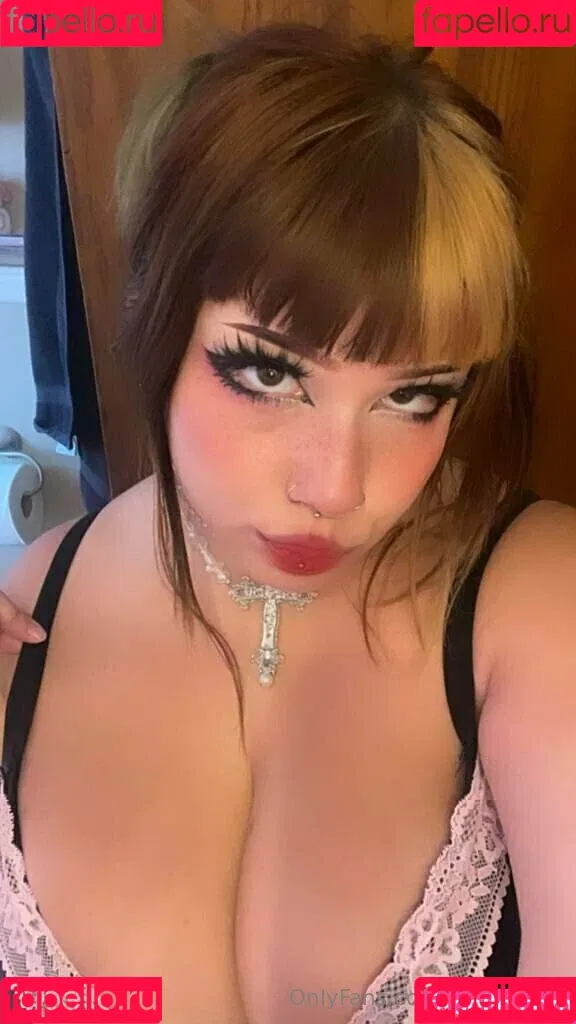 KatTheKunt / katthemilfykunt Onlyfans Photo Gallery 