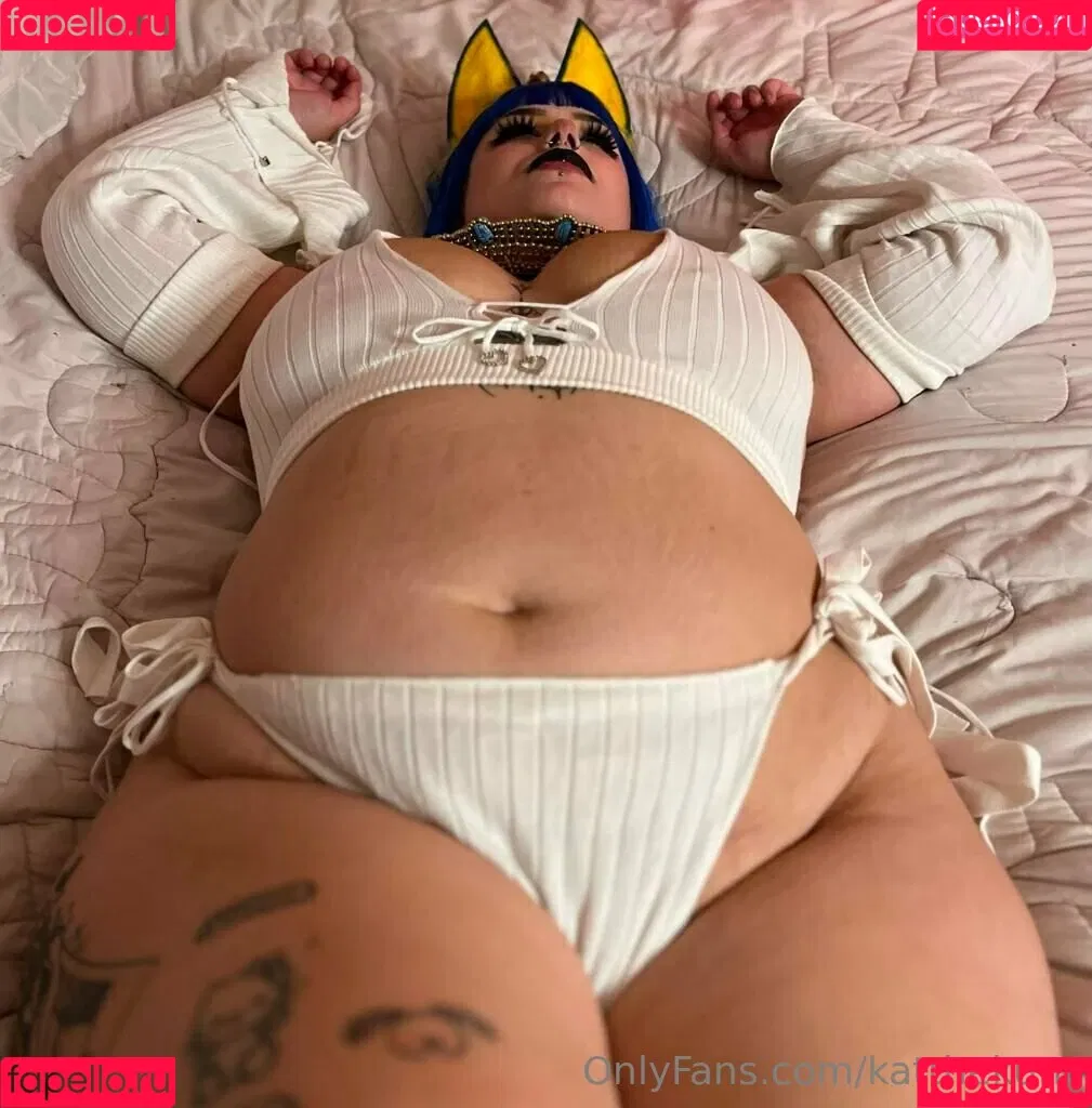 KatTheKunt / katthemilfykunt Onlyfans Photo Gallery 