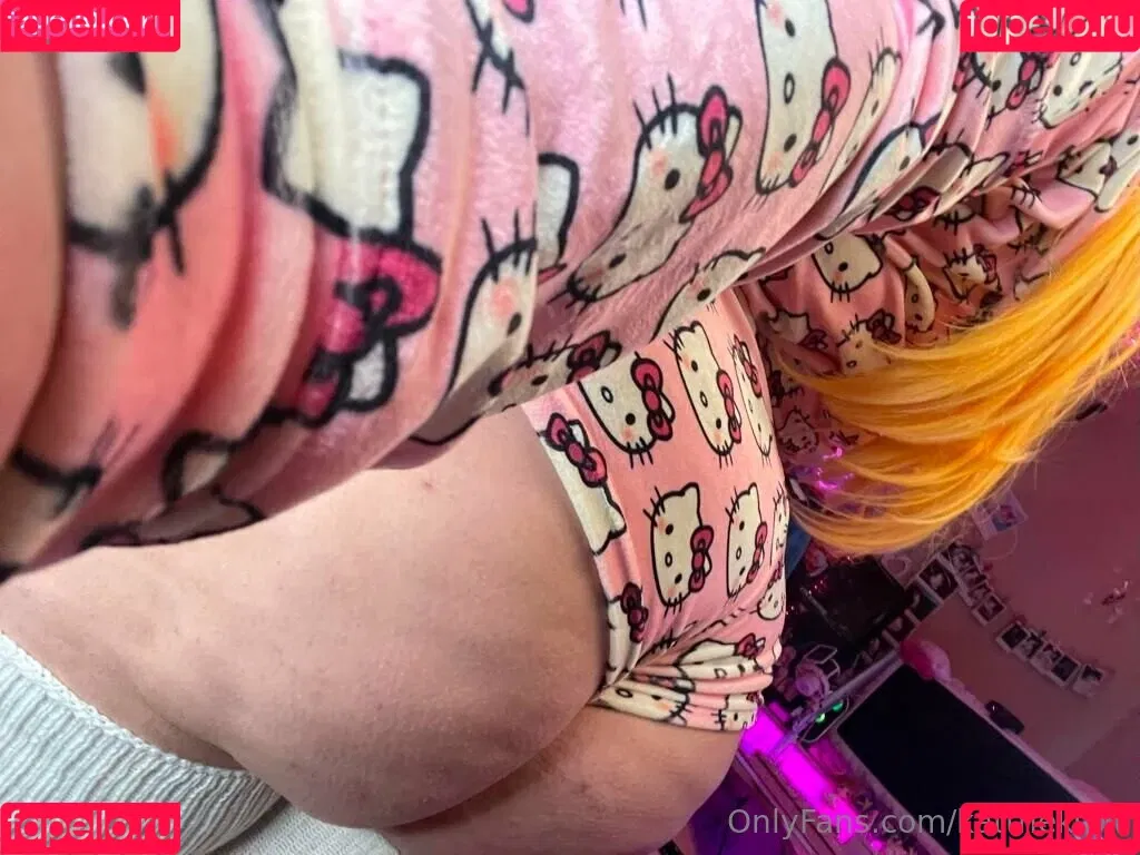 KatTheKunt / katthemilfykunt Onlyfans Photo Gallery 