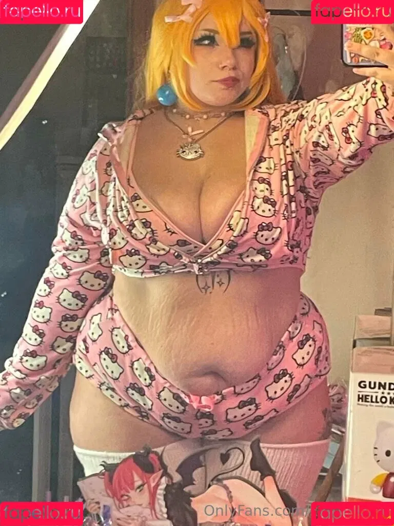 KatTheKunt / katthemilfykunt Onlyfans Photo Gallery 