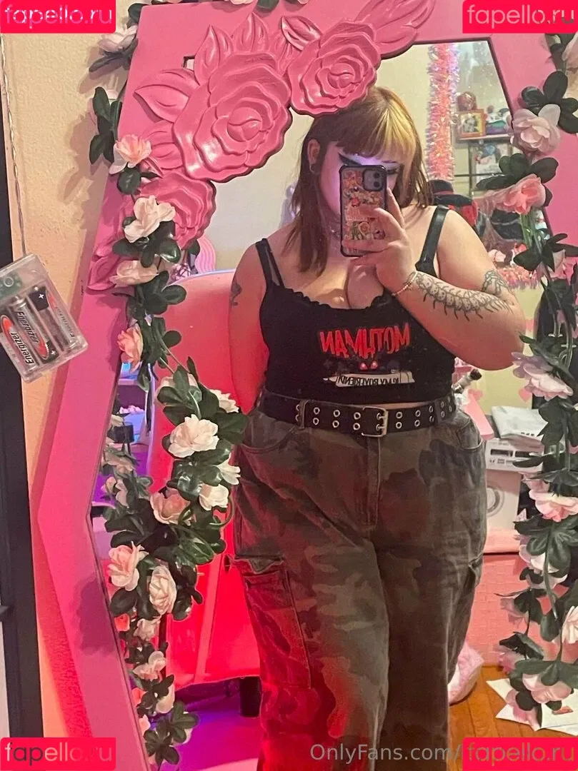 KatTheKunt / katthemilfykunt Onlyfans Photo Gallery 