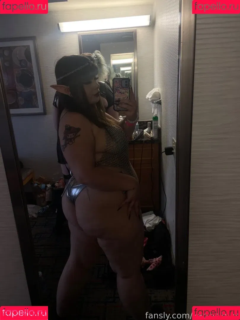 KatTheKunt / katthemilfykunt Onlyfans Photo Gallery 