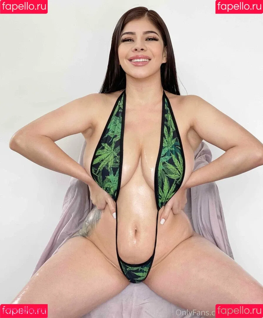 Lexyanne / lexi_aaane Onlyfans Photo Gallery 