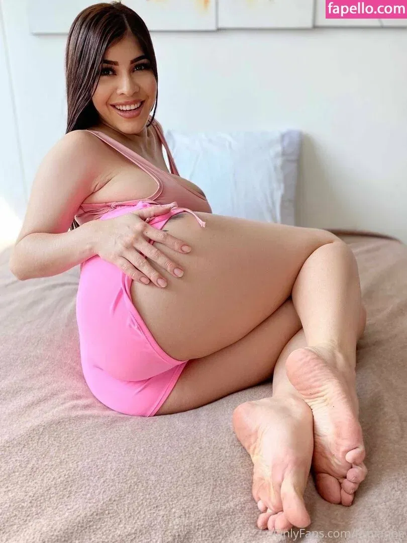 Lexyanne / lexi_aaane Onlyfans Photo Gallery 