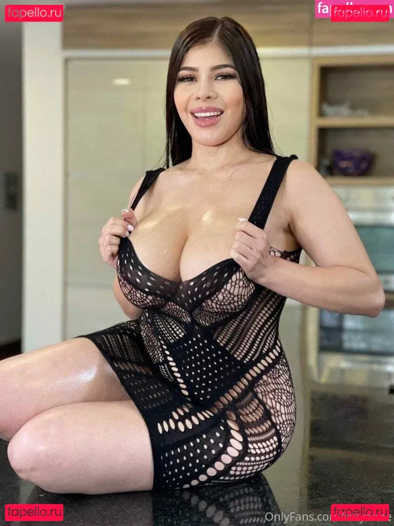 Lexyanne / lexi_aaane Onlyfans Photo Gallery 