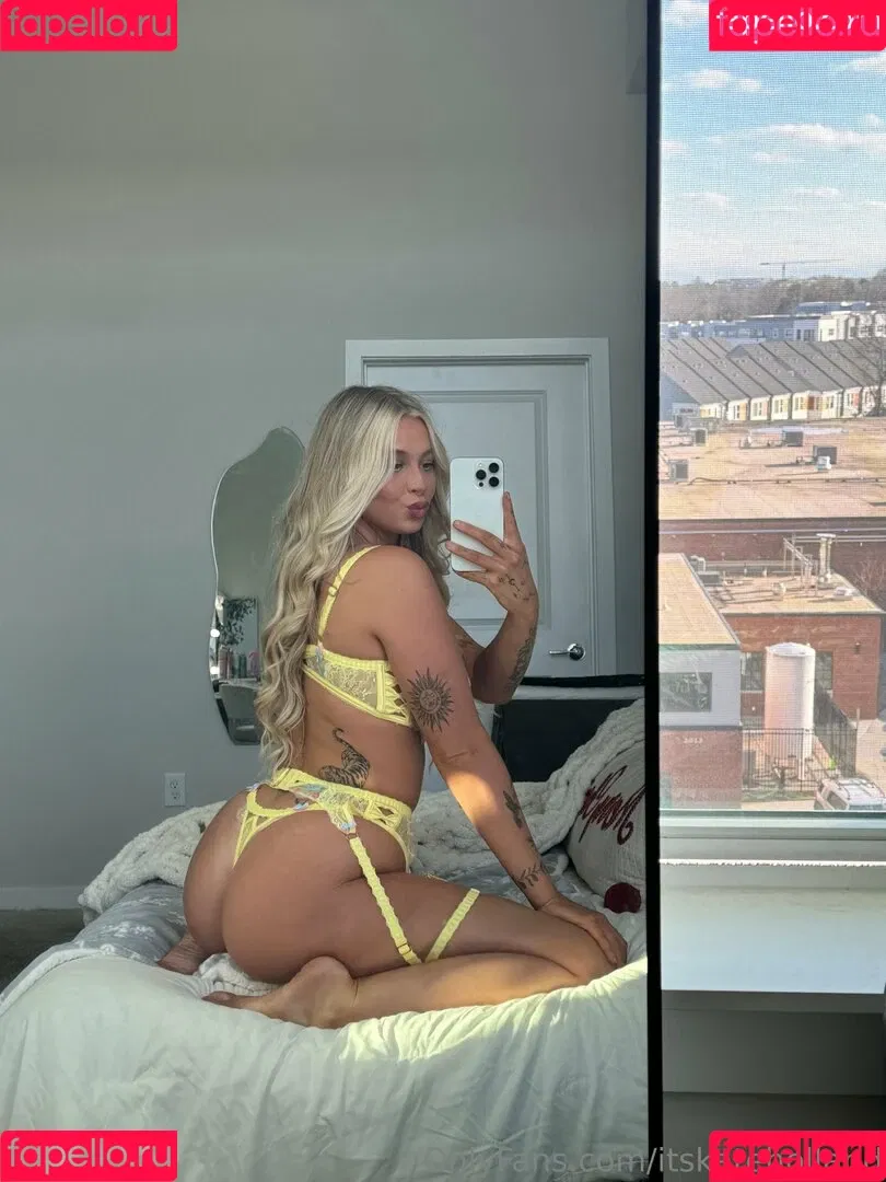 Willow Clark / willowclark / willowclarkk / willowclarkvip Onlyfans Photo Gallery 